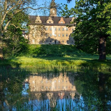 Palac Gorzanow Eksteriør bilde